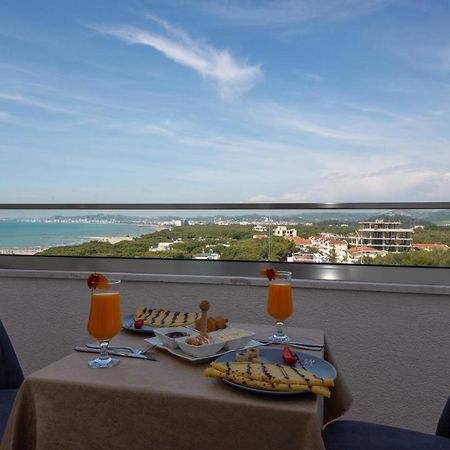 Merar Hotel Golem  Zewnętrze zdjęcie