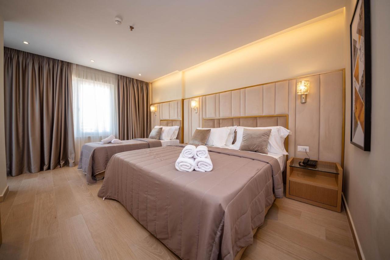 Merar Hotel Golem  Zewnętrze zdjęcie