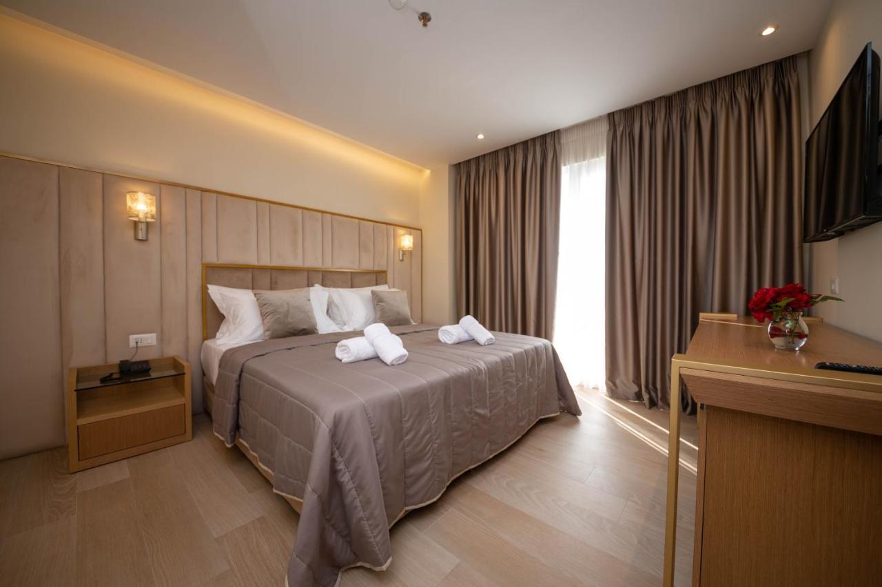 Merar Hotel Golem  Zewnętrze zdjęcie