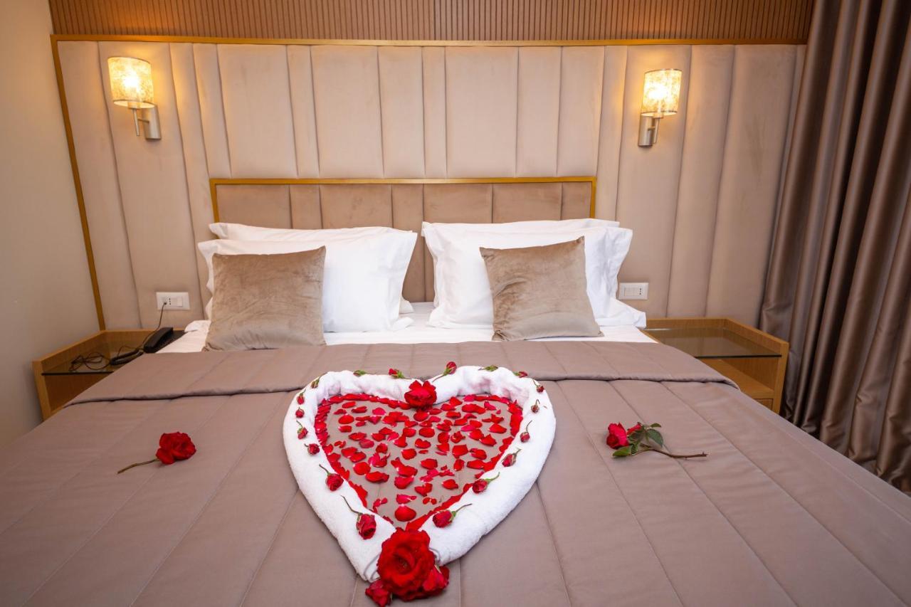 Merar Hotel Golem  Zewnętrze zdjęcie