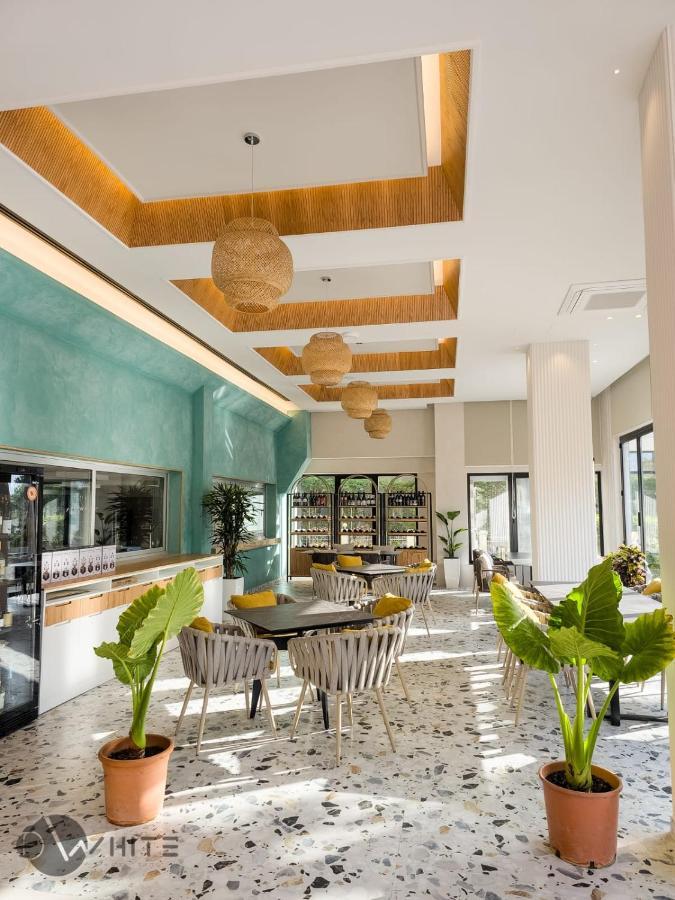 Merar Hotel Golem  Zewnętrze zdjęcie