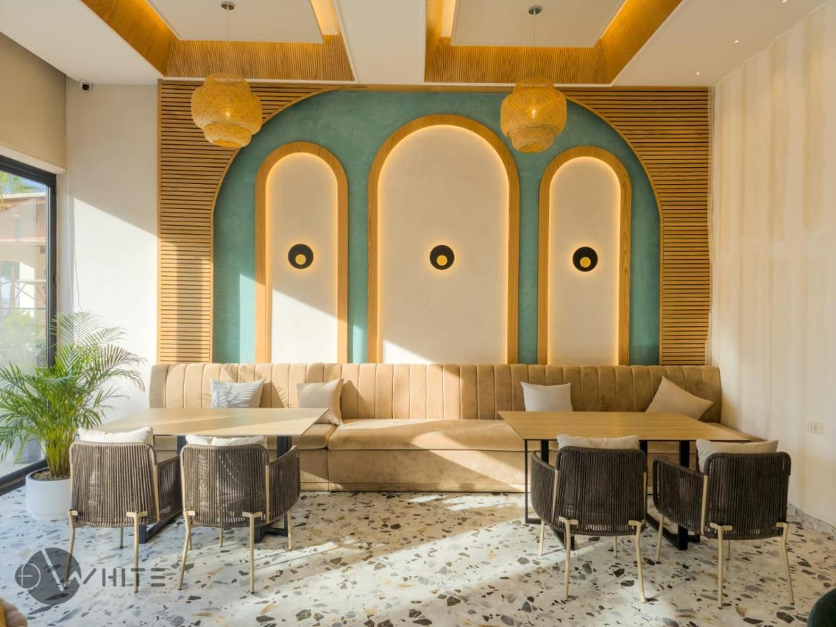 Merar Hotel Golem  Zewnętrze zdjęcie
